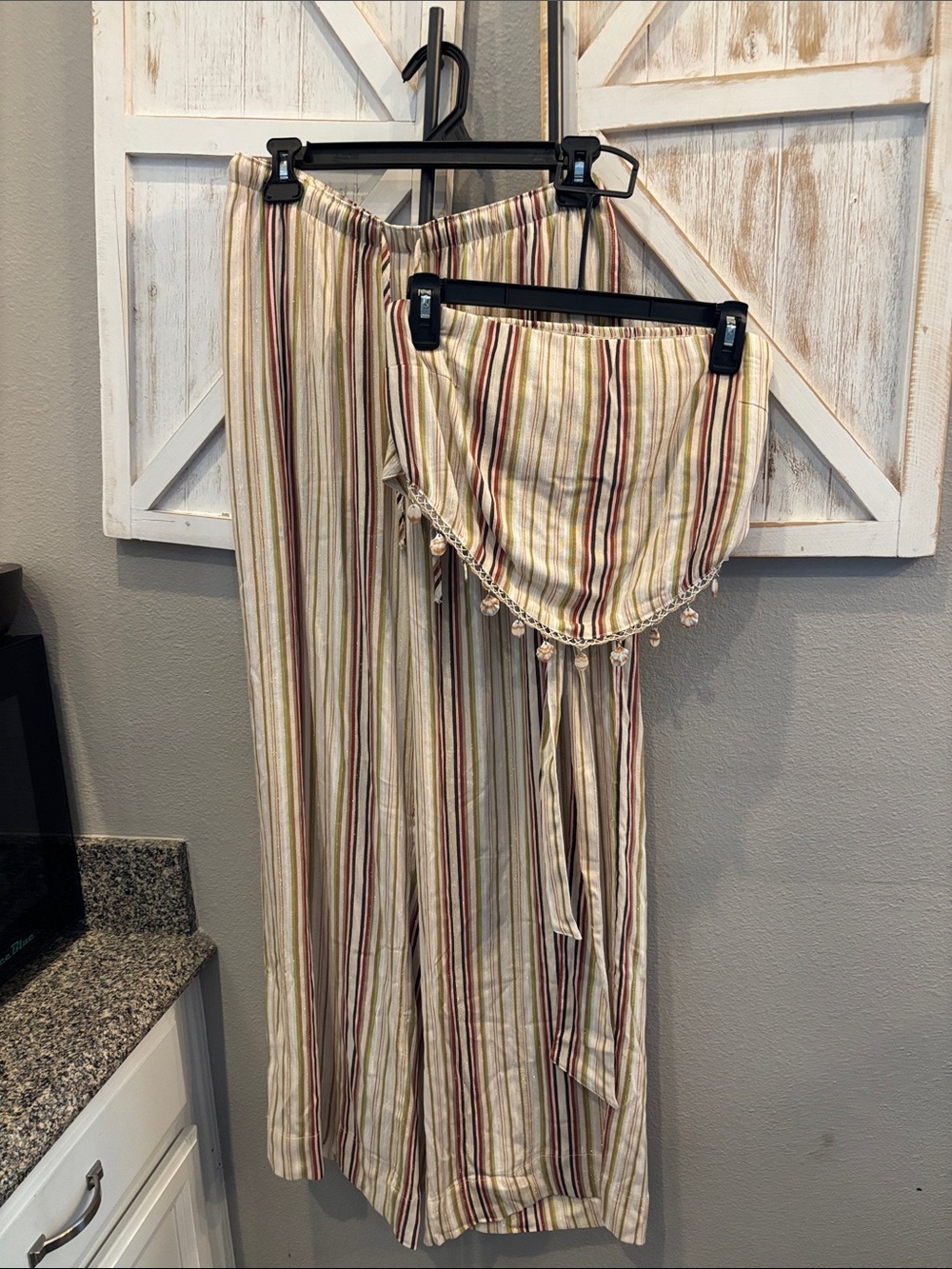Striped Two-Piece Lounge Set in Cream and Rust stripe with seashells on crop nwt - Picture 2 of 6